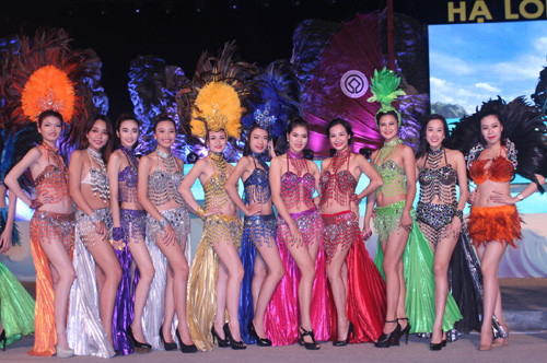 Carnaval Hạ Long 2013 lung linh sắc m&agrave;u văn h&oacute;a Quảng Ninh